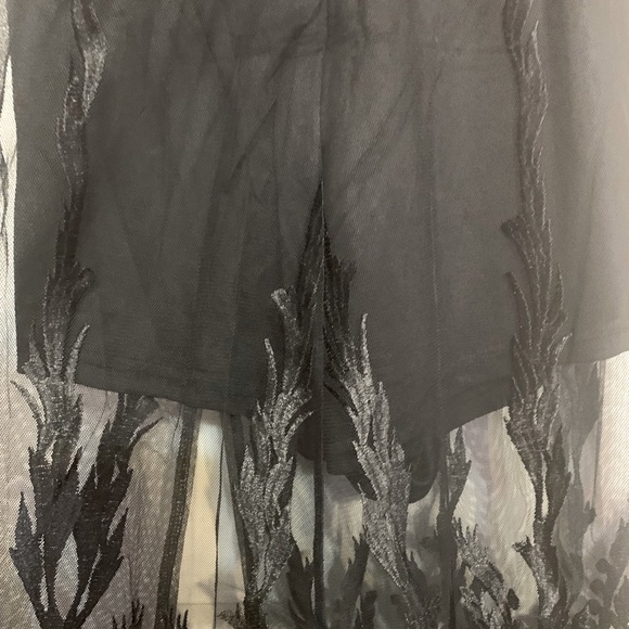 ❌DONATED❌Black Bustier With Lace Mesh Overlay Maxi Shorts Romper - Picture 13 of 17